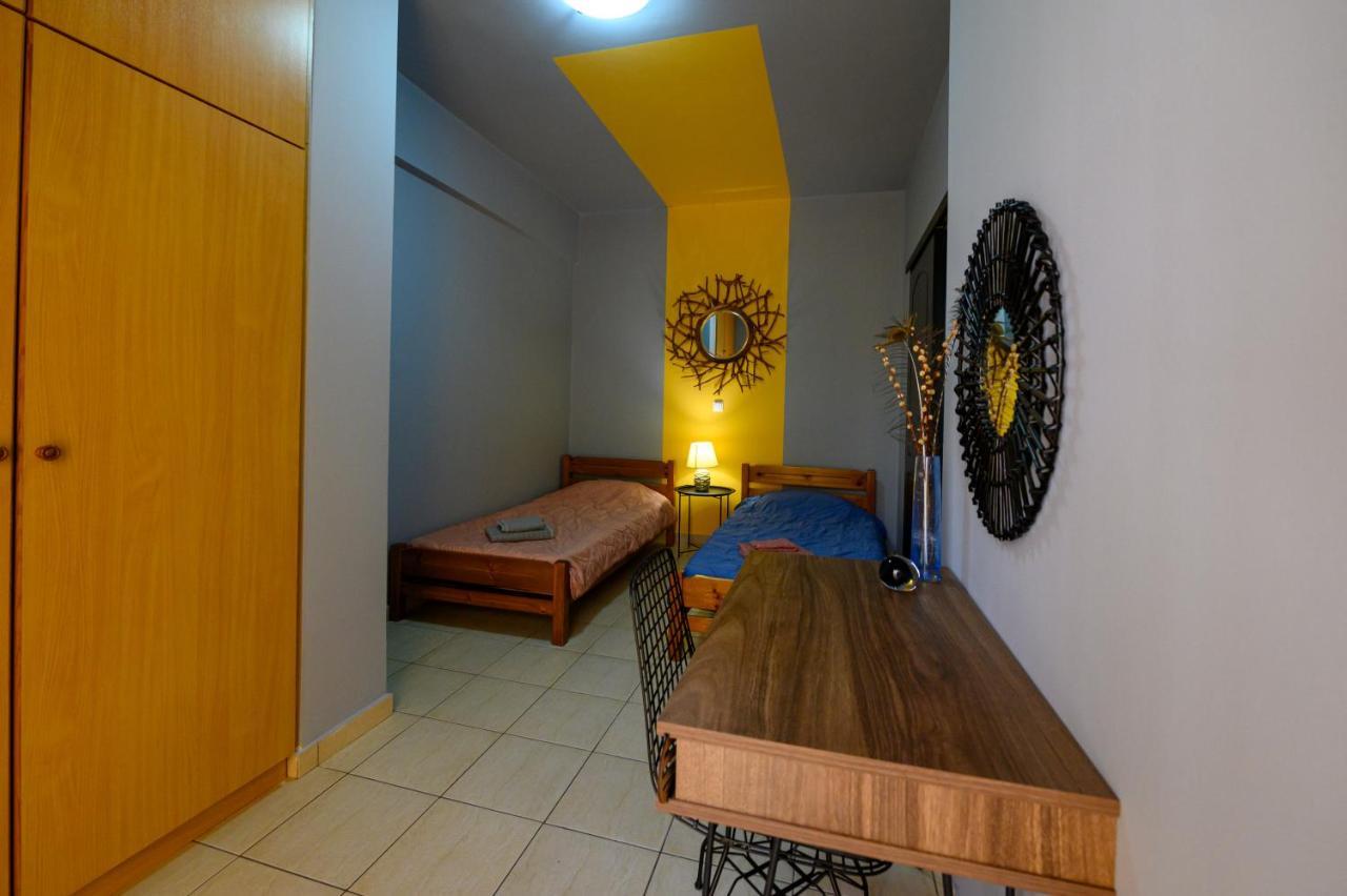 Rea Apartment II "1Minute From The Beach" كالاماتا المظهر الخارجي الصورة